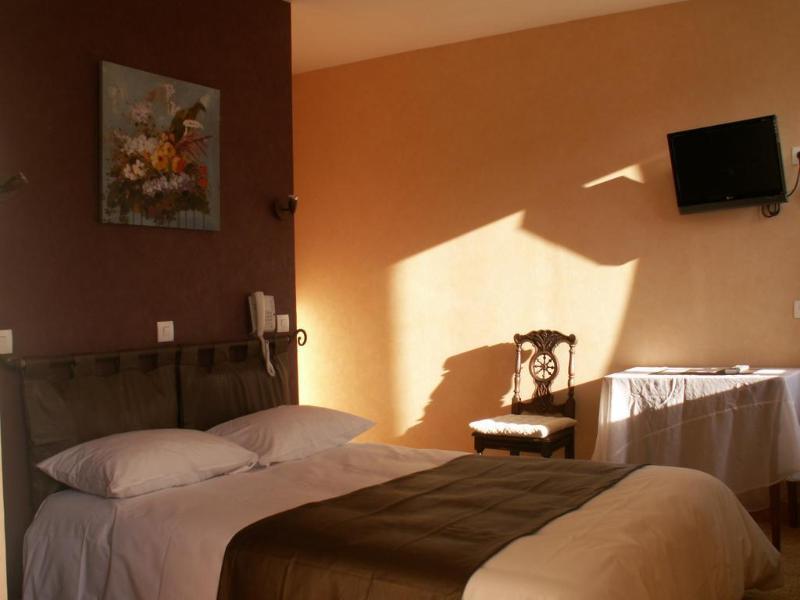 Alpha Ocean Hotel 2*